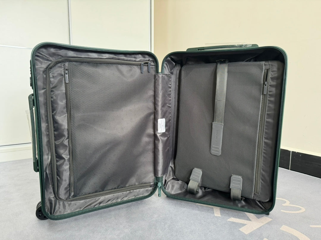 RMW ESSENTIAL SERIES DARK GREEN POLYCARBONATE MADE