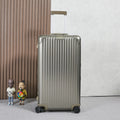 CLASSIC LUGGAGE 33-INCH | ALUMINIUM MADE