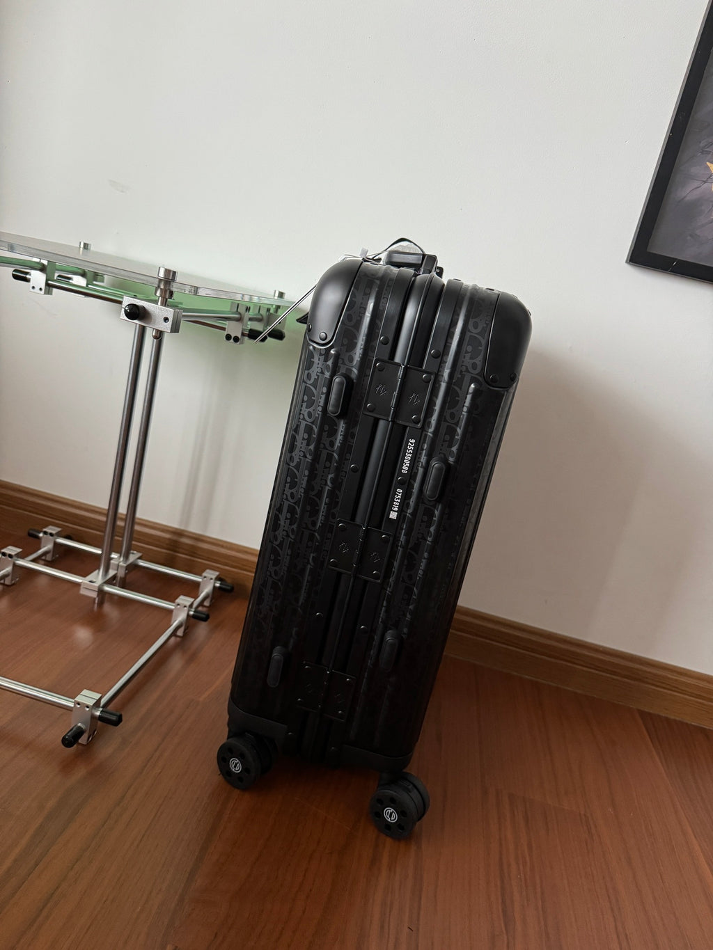 RMW X DIOR COLLABORATION SIZE 20 LUGGAGE | Aluminium Made