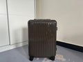 RMW ESSENTIAL SERIES CEDARWOOD POLYCARBONATE MADE