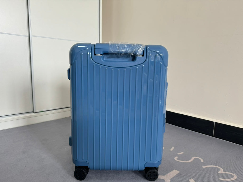 RMW ESSENTIAL SERIES LAKE BLUE POLYCARBONATE MADE
