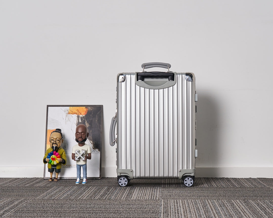 CLASSIC LUGGAGE LEATHER HANDLES | Aluminium Made