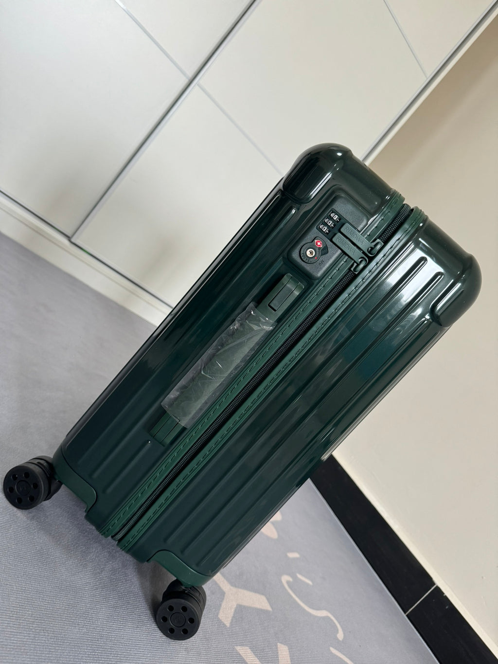 RMW ESSENTIAL SERIES DARK GREEN POLYCARBONATE MADE