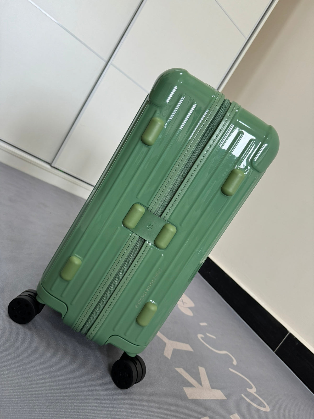 RMW ESSENTIAL SERIES SAGE GREEN POLYCARBONATE MADE