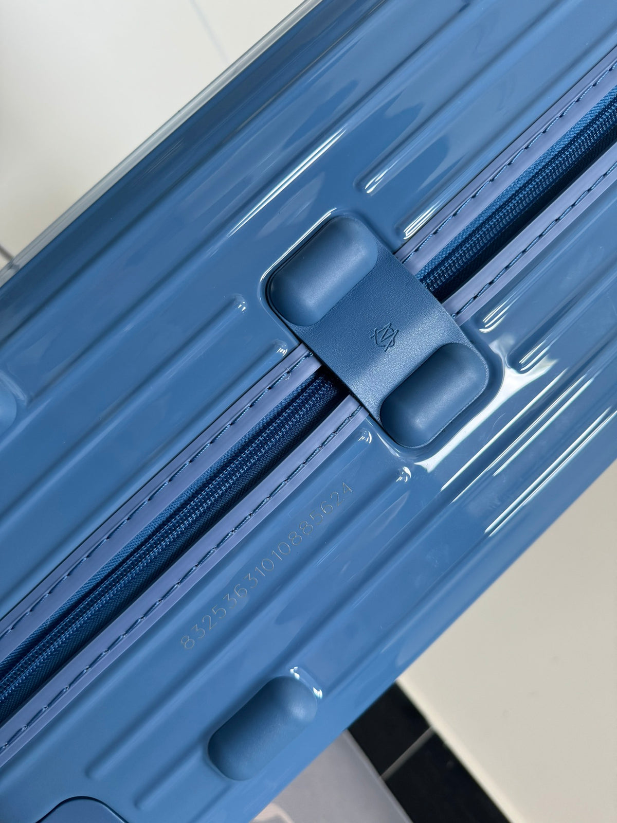RMW ESSENTIAL SERIES LAKE BLUE POLYCARBONATE MADE