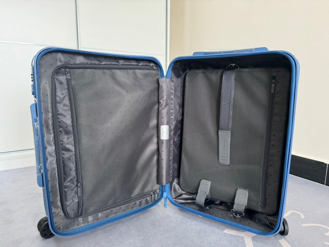 RMW ESSENTIAL SERIES LAKE BLUE POLYCARBONATE MADE
