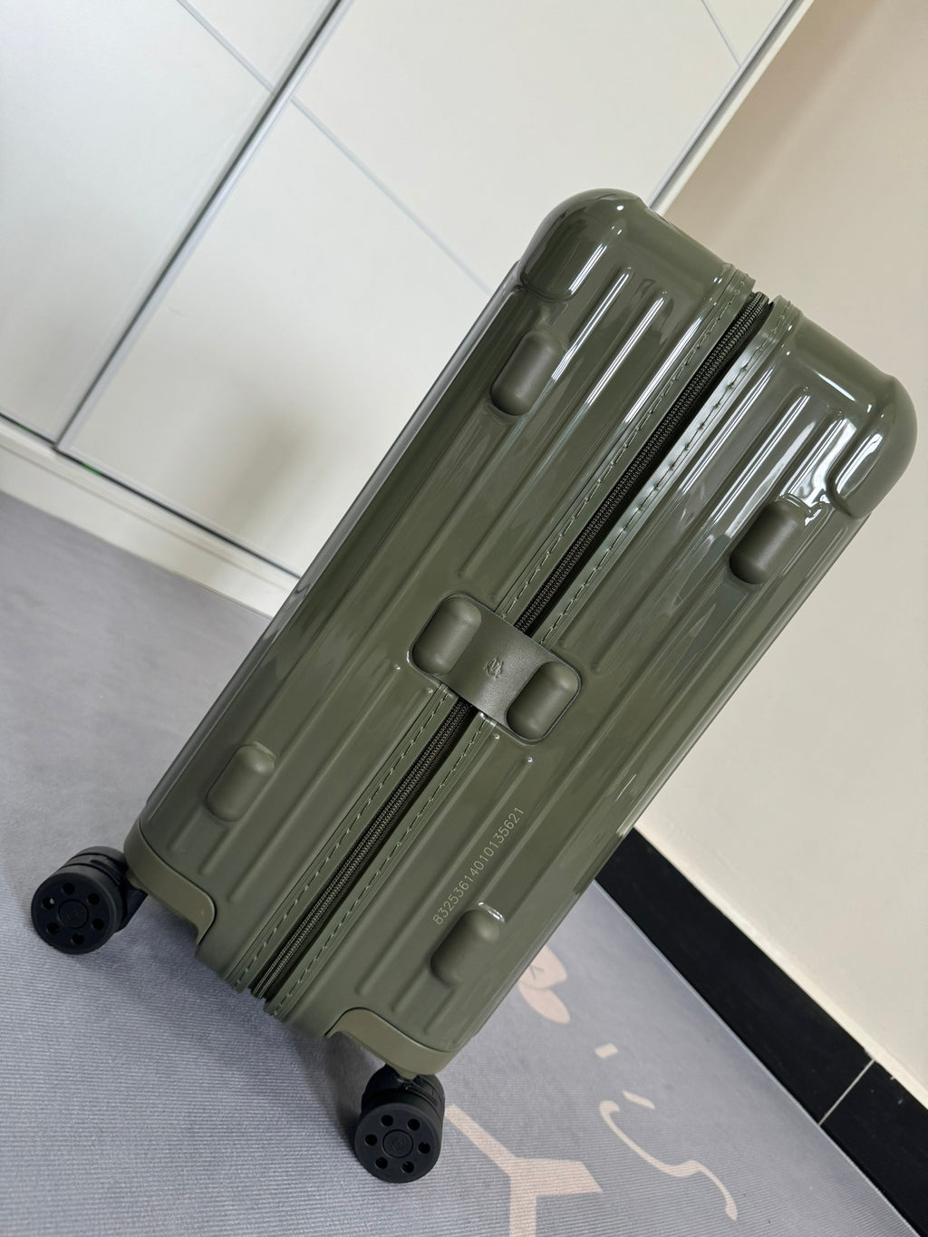 RMW ESSENTIAL SERIES CACTUS GREEN POLYCARBONATE MADE