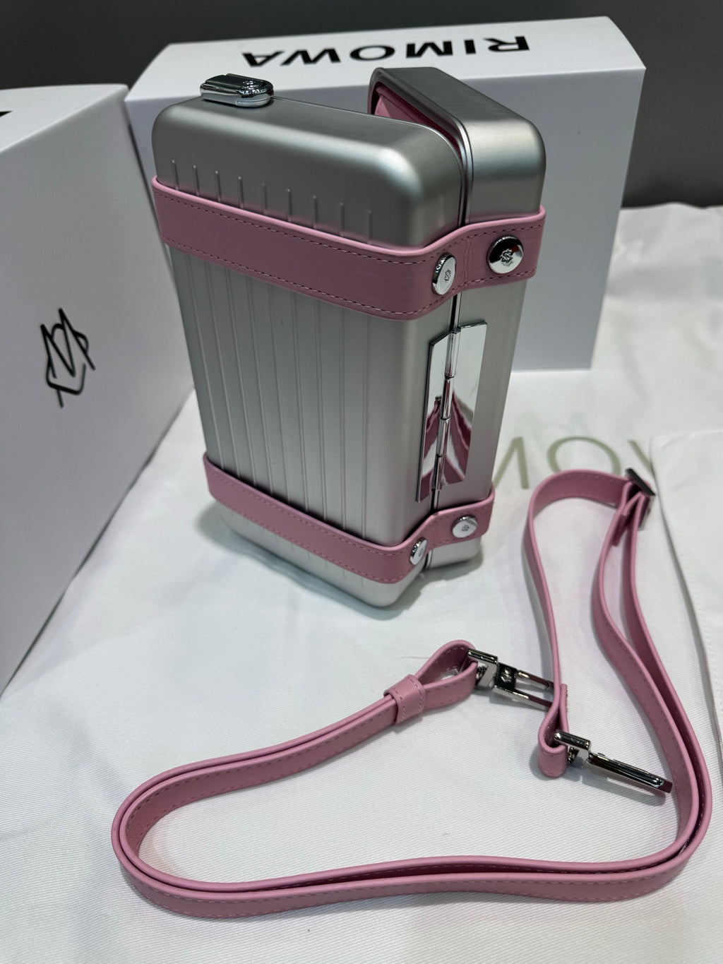 RMW CLASSIC ALUMINIUM CROSS BODY BAG
