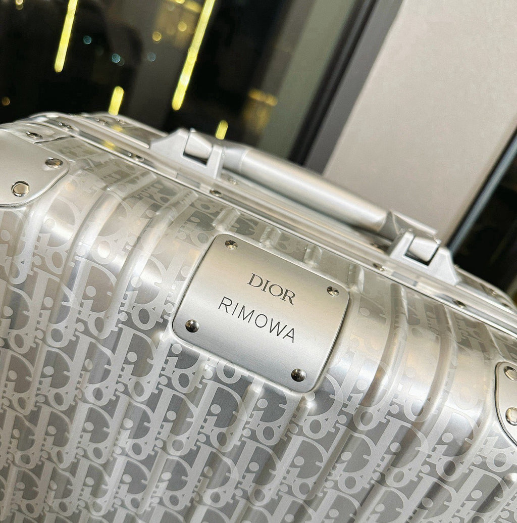 RMW X DIOR COLLABORATION SIZE 20 LUGGAGE | Aluminium Made
