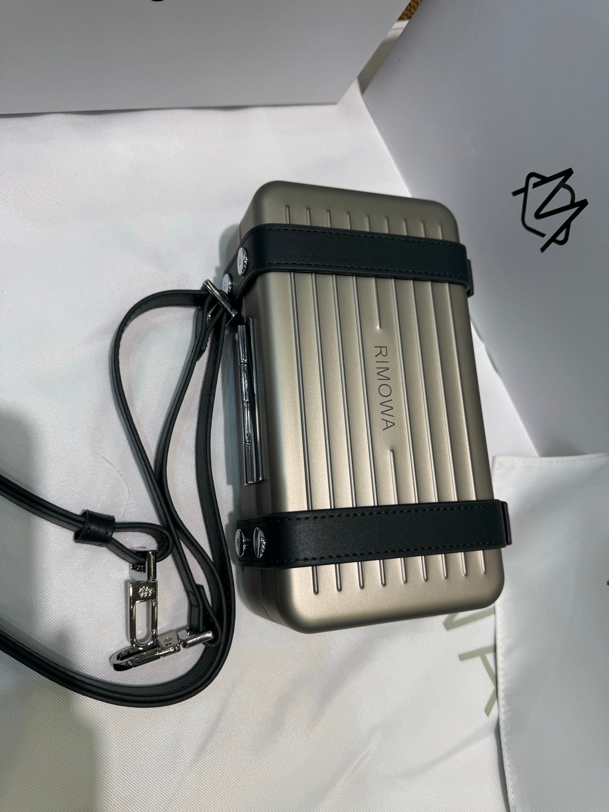 RMW CLASSIC ALUMINIUM CROSS BODY BAG