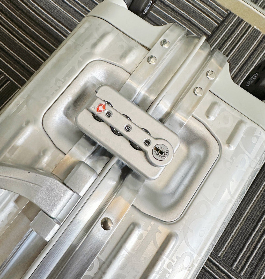 RMW X DIOR COLLABORATION SIZE 20 LUGGAGE | Aluminium Made