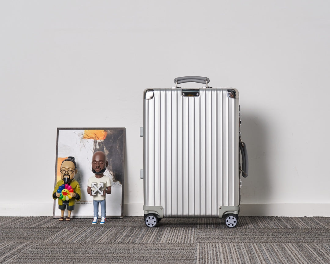 CLASSIC LUGGAGE LEATHER HANDLES | Aluminium Made