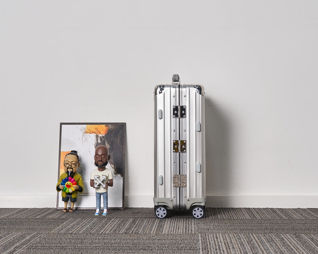 CLASSIC LUGGAGE LEATHER HANDLES | Aluminium Made