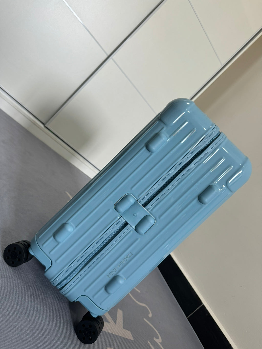 RMW ESSENTIAL SERIES GLACIER BLUE POLYCARBONATE MADE