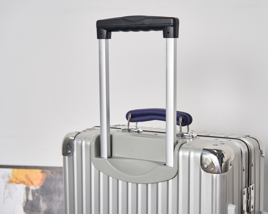CLASSIC LUGGAGE LEATHER HANDLES | Aluminium Made