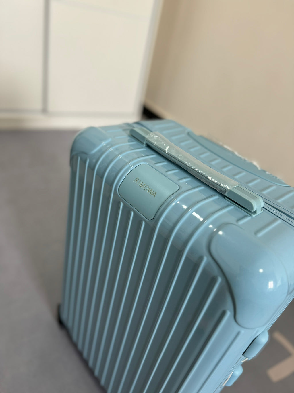 RMW ESSENTIAL SERIES GLACIER BLUE POLYCARBONATE MADE