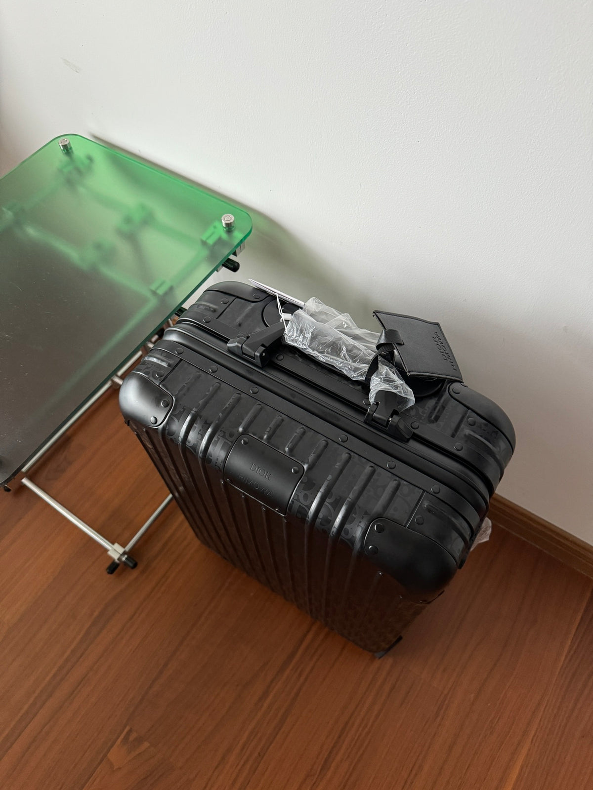 RMW X DIOR COLLABORATION SIZE 20 LUGGAGE | Aluminium Made