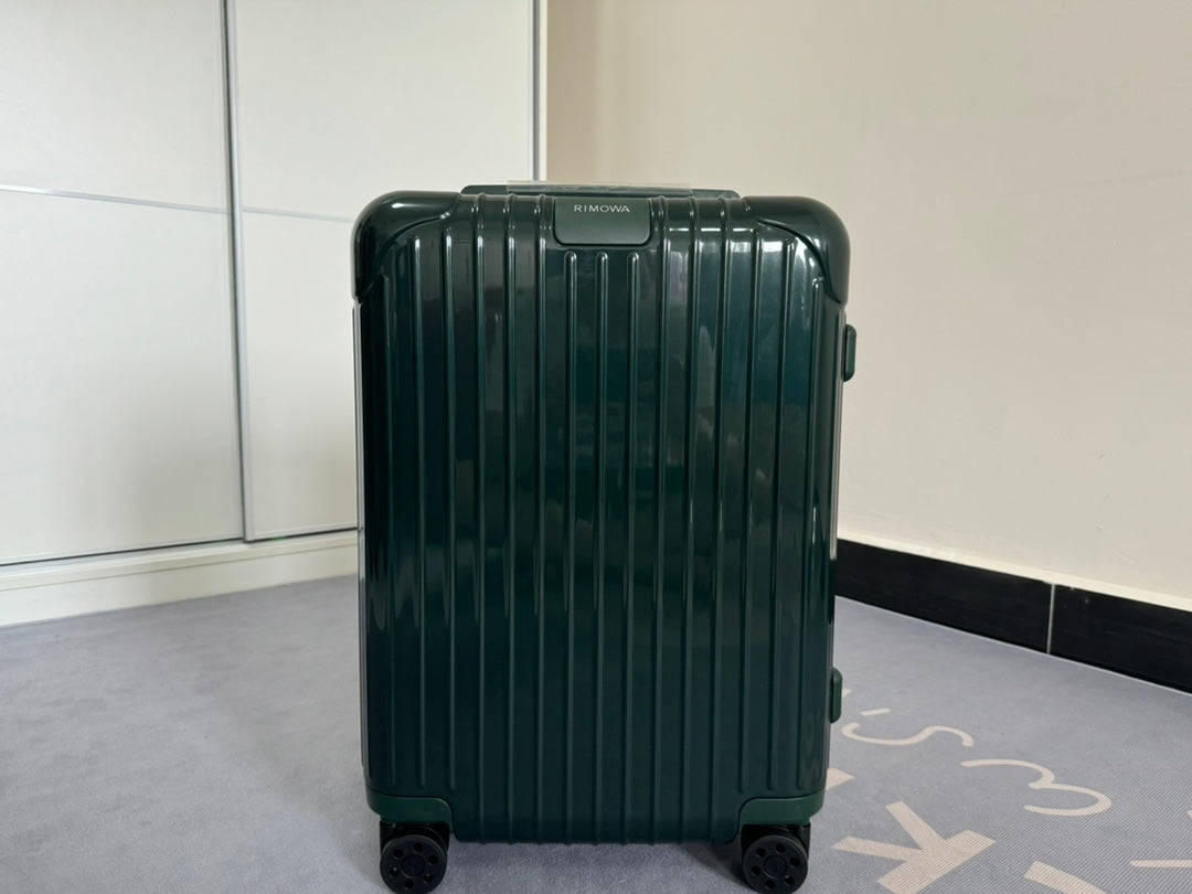RMW ESSENTIAL SERIES DARK GREEN POLYCARBONATE MADE